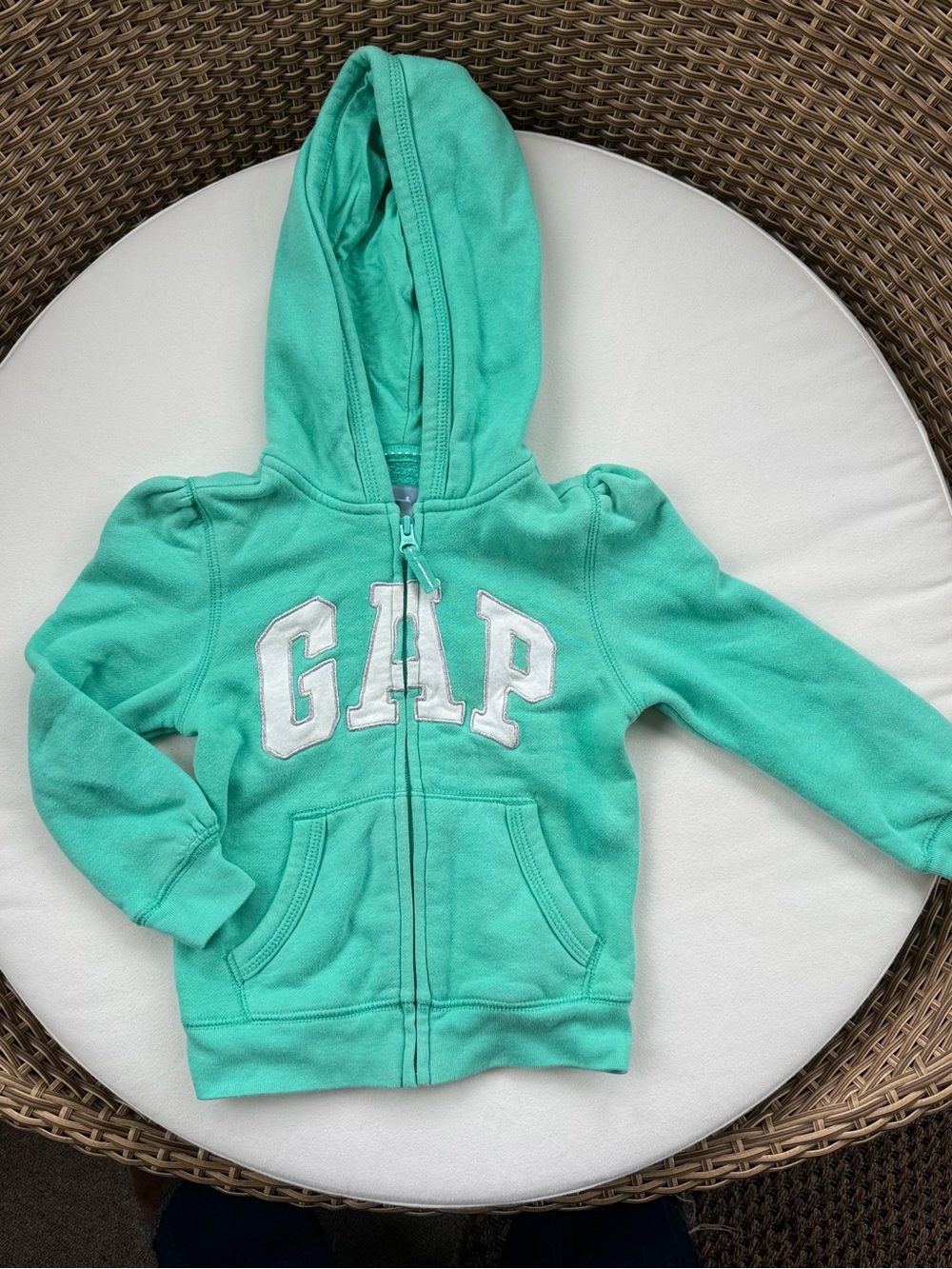 GAP Kids Size 4 Mint Green Zip-Up Hoodie